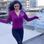 Maryam Zakaria Instagram – I’m actually dancing to another song but the steps goes well to Chaleya song too 😊 What you guys think?

📍Stockholm 🇸🇪 

#chaleya #jawan #dancereels #trendingsong #stockholm #reelsinstagram #reelitfeelit #shahrukhkhan