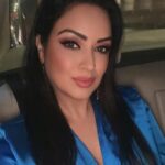 Maryam Zakaria Instagram – Selfie lover 💙

#selfie #mondayvibes #bluedress #eyeliner #makeup