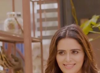 Meenakshi Dixit Instagram - Charkha ❤️🎶👌 #lakhwinderwadali #wadalibrothers #meenakshidixit #sunshine #reels #reelsinstagram #instagramreels #reelitfeelit #trendingreels #trendingsongs #folksongs #indianmusic #charkha #trending