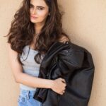 Meenakshi Dixit Instagram - Dhunki ❤️🎶🎼 📸 @munnasphotography #meenakshidixit #photooftheday #sunday #sundayvibes #love #instagood