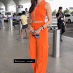 Meenakshi Dixit Instagram – Vision in orange 🍊 #meenakshidixit snapped at airport 💖💖💖
.
.
#airpotlook #travelling #travel 
@meenakshidixit