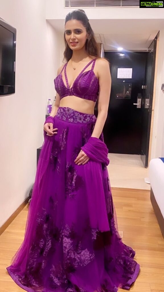Meenakshi Dixit Instagram - It’s a Purple Day today 💜 Dressed in @archithanarayanamofficial For a #landvision #LVD Award show in #hyderabad #meenakshidixit #reelsvideo #reelsinstagram #lehenga #indowestern Hyderabad