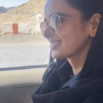 Meenakshi Dixit Instagram – Unreal ❤️😇✨😍

#naturelover #meenakshidixit #shooting #leh #ladakh #instagood #reelkarofeelkaro Leh, Ladakh