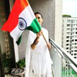 Meenakshi Dixit Instagram – Happy Republic Day 🙌🙏😇

#merabharatmahan #republicday #happyrepublicday #india #jaihind