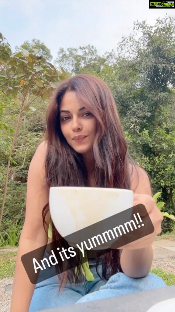 Meera Chopra Instagram - Coffee with jaggery in jungles!! The IBNII Coorg