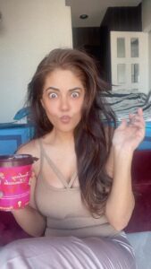 Meera Chopra Instagram - Cheating days with icecream!!! #icecream #sweettooth #cheatdays #foodlover #desserts #cheesecake