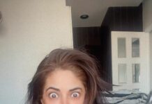 Meera Chopra Instagram - Cheating days with icecream!!! #icecream #sweettooth #cheatdays #foodlover #desserts #cheesecake