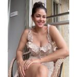 Meera Chopra Instagram - Ye mausam ka jaadu hai mitwa!!