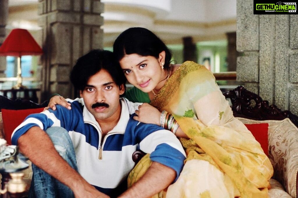 Meera Jasmine Instagram - As ‘Gudumba Shankar’ re-releases tomorrow after almost two decades on the occasion of Pawan Kalyan Garu’s birthday, here is looking back to these priceless memories that I have kept safe in the treasure trove of my home and heart. An experience and an encounter that has altered the very core of the artist and the individual in me and has been instrumental in shaping my journey in art and in life. His generosity, kindness, empathy, compassion, and futuristic perspectives on all things that truly matter have always remained as yardsticks that helped me navigate through all sails and all phases. It’s an absolute honor to be sharing these core memories that have stayed with me all along, unaltered amidst all the change of seasons. Here is wishing the entire world for this phenomenal human being and a wonderful artist for all that he embarks upon. You inspire ♾Sending infinite love to the entire team of ‘Gudumba Shankar’ and all our well-wishers and media for the consistent unwavering support and love. And despite it all… art always finds its way back into our lives. Love, Meera ♥♾ #GudumbaShankar #PawanKalyan #Nagababu #Telugu #TeluguCinema #Throwback #Memories #Being #OnwardsAndUpwards #MJ @pawankalyan @nagababuofficial