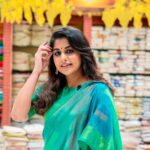 Meera Nandan Instagram - വിഷു 🌼🌾✨ 📸 @aneeshmepate #vishu #vishu2023 #love #green #kanikonna #festival #happyvishu #instagood #vishuindubai #positivevibes Dubai, United Arab Emirates