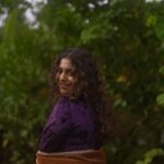 Meera Nandan Instagram - Just feeling playful 💜 @parvathy.prasad_ @unnips @resha_by_rehana_shana @bcos_its_silver #onlylove #playful #kerala #kochi #green #violet #violetevergarden #instagood #positivevibes #happyweekend #sunday #love #allheart #fun #funday #romance Dubai, United Arab Emirates