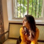 Meera Nandan Instagram - Vibe ✨ #fortkochi #missingkochi #sunkissed #lila #throwback #vibe #positivevibes #instagood #happy #allsmiles Fort Kochi