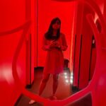 Meera Nandan Instagram - Who else like mirror selfies? 🙋🏻‍♀️