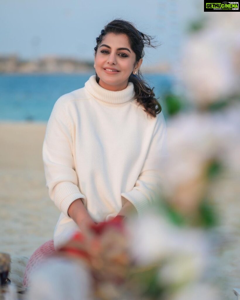Meera Nandan Instagram - 🤍 Dubai, United Arab Emirates