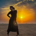Meera Nandan Instagram - Pocketful of sunshine ☀️ . 📸 @iarjunphotography . #sunrise #sunrisephotography #iphonephotography #love #instagood #positive #happybirthday #positivevibes #dubai #mydubai Dubai, United Arab Emirates