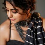 Meera Nandan Instagram - 🖤 @jiksonphotography @unnips @srindaa @roukabysreejithjeevan #indian #saree #instareels #reels #onlylove #selflove #happy #allheart #blacksaree #sareelove #reelsinstagram #instagood #positivevibes #love #friyay