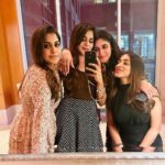 Meera Nandan Instagram - My girls 🌹🫶🏽 #girlsnightout #mygirls #friendslikefamily #mine #onlylove #positivevibes #dubai #saturday #allheart #mydubai #happyweekend #happyness Ritz Carlton Hotel,Difc