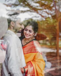 Meera Nandan Instagram - ♾️ For life ♥️

Photographer : @lightsoncreations 
Makeup : @unnips 
Styled by : @styledbysmiji 
Jewellery : @amaera_jewels

#engaged #love #finally