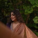 Meera Nandan Instagram - Just feeling playful 💜 @parvathy.prasad_ @unnips @resha_by_rehana_shana @bcos_its_silver #onlylove #playful #kerala #kochi #green #violet #violetevergarden #instagood #positivevibes #happyweekend #sunday #love #allheart #fun #funday #romance Dubai, United Arab Emirates