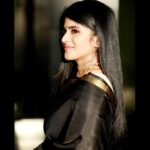 Megha Akash Instagram – A forever kinda thingy 🖤 

Wearing @dhinakaran_silks 
Photographer @thescienceofphoto 

#work #love #saree