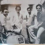 Meghana Raj Instagram - A proud daughter sharing some priceless pictures! Also if u guys wanna have a look at more pictures pls do visit Rangashankara this week! #sunderrajandpramilajoshaisprouddaughter #girishkarnad #sunderraj #nagabharana #bvkaranth #benaka JP Nagar, Bangalore South