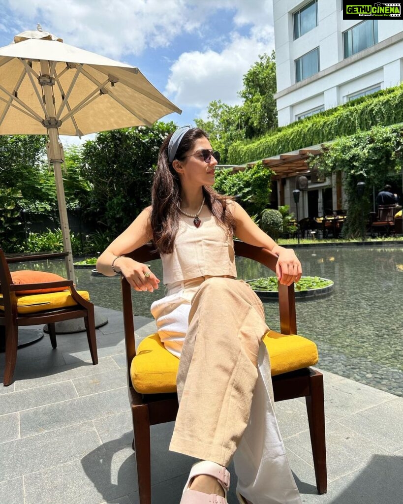 Mehrene Kaur Pirzada Instagram - Making the most of my half day off 🌸 Amethyst