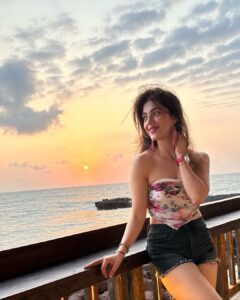 Mehrene Kaur Pirzada Instagram - #Goa 💖