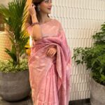 Mehrene Kaur Pirzada Instagram – भारतीय नारी लगे सबसे सुंदर in a  साड़ी 😉 Hyderabad