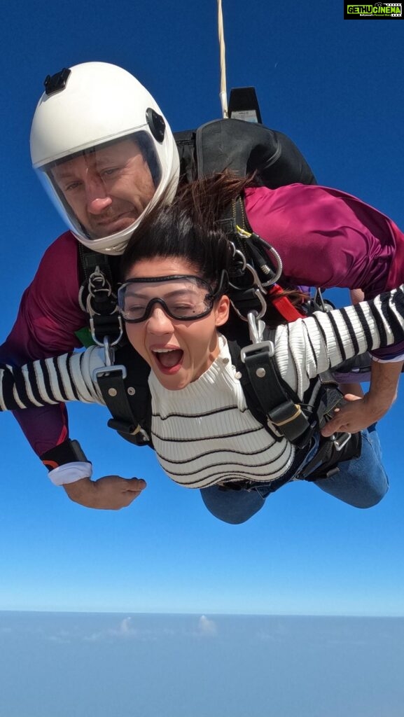 Mehrene Kaur Pirzada Instagram - “Once you’ve tasted the taste of the sky, you will forever look up. “ Thank you so much for this incredible experience @abudhabi.skydive . So happy to have done my first dive here 🤩💥 @visitabudhabi #FindYourPace #InAbuDhabi #skydive #adrenaline Abu Dhabi Skydive