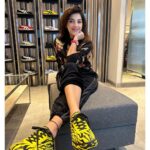 Mehrene Kaur Pirzada Instagram – Attended @onitsukatigerindia ‘s Hyderabad launch party last evening and loved their latest AW22 collection. 
Sporting my favourite Onitsuka Tiger X URUSEIYATSURA kicks!  The DELECITY featuring the Tiger pattern that symbolizes Onitsuka Tiger and the Anime URUSEIYATSURA.

@onitsukatigerofficial
