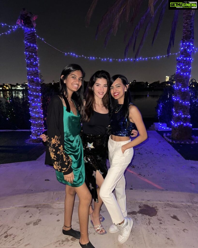 Mehrene Kaur Pirzada Instagram - Hello 2023 😍🥂 🎉 Dubai, United Arab Emirates