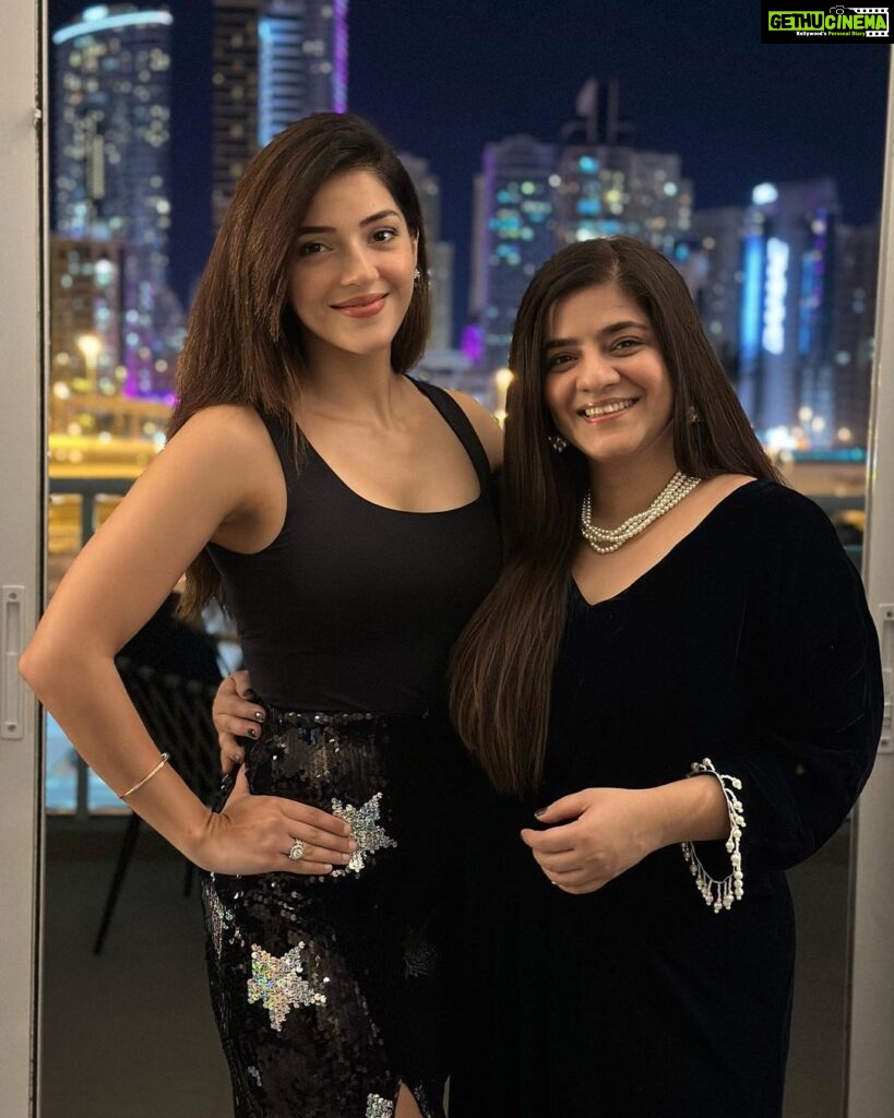 Mehrene Kaur Pirzada Instagram - Hello 2023 😍🥂 🎉 Dubai, United Arab Emirates