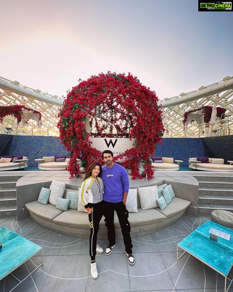 Mehrene Kaur Pirzada Instagram - Thank you for such a wonderful time @Wabudhabi! 🤩❤️ @visitabudhabi #YasIsland #InAbudhabi #FindYourPace My track suit @nidhimalhan W Abu Dhabi – Yas Island