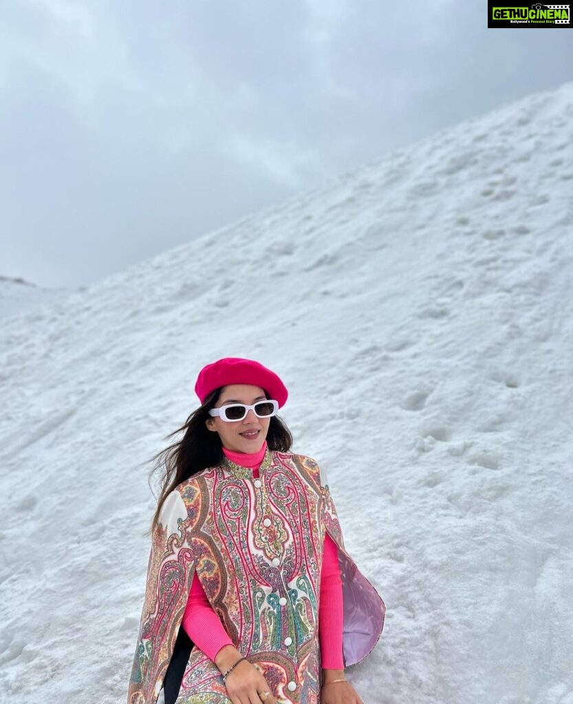 Mehrene Kaur Pirzada Instagram - ❄️ Khardung La: World's Highest Motorable Pass