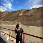Mehrene Kaur Pirzada Instagram - ⛰️🥰 #ladakh Nimo, Leh