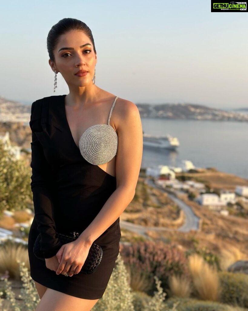 Mehrene Kaur Pirzada Instagram - Nothing makes a woman more beautiful than the belief that she is beautiful 🌹💥 ~ Sophia Loren Mykonos, Greece