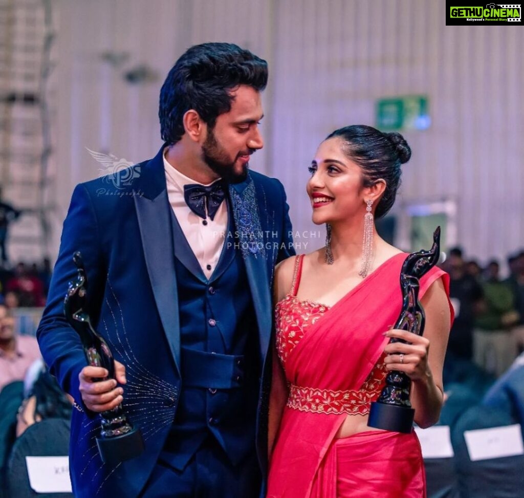 Milana Nagaraj Instagram - Big big thanks for all the love showered on us for #LoveMocktail❤ #krissmi And this black lady surely motivates us to do better and better! #Filmfare2022 Styling: @tejukranthi Outfit: @shlokasudhakarofficial @uniqa.co.in MUA: @makeup_sachin