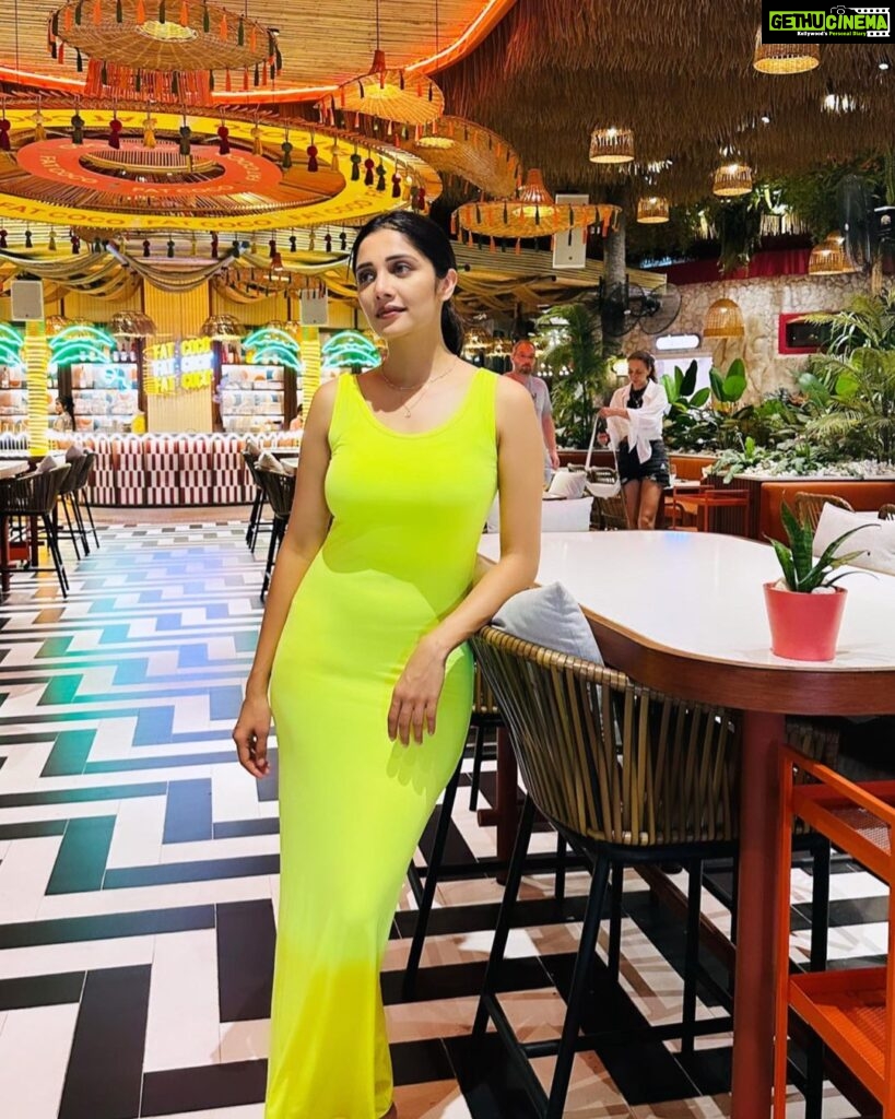 Milana Nagaraj Instagram - You gotta get movin’! Thanks for this beautiful dress @nandhininagappa akka Travel Partner @trawel_mart In association with @tourismthailand Hotel @amariwatergatebangkok #tourismthailand #thailandholiday #trawelmartexclusive #trawelmart #thailand #lovemocktail Amari Watergate Bangkok