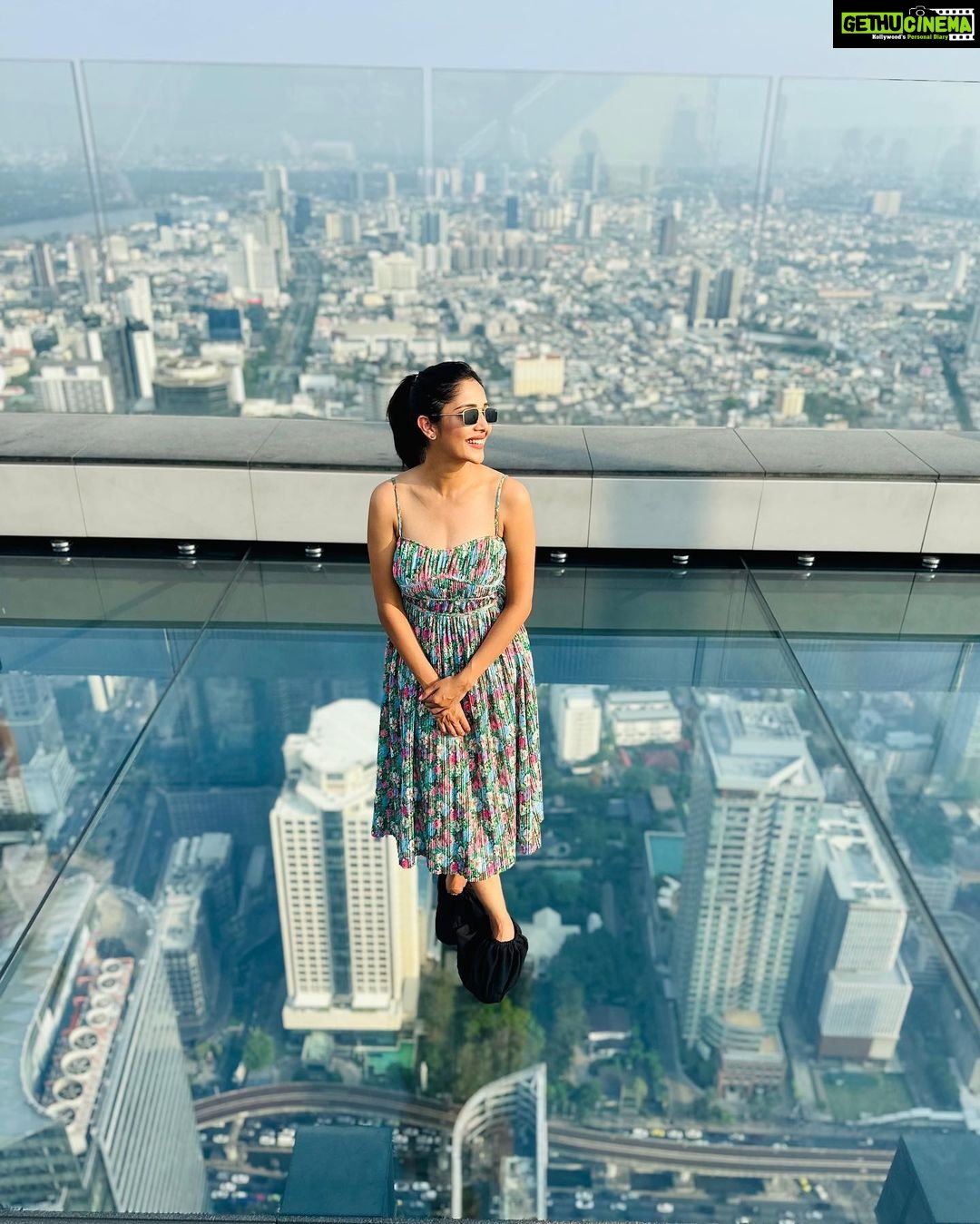 Milana Nagaraj Instagram - Smiling on the outside trembling on the inside😉😉 #mahanakonskywalk #milananagraj