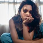 Mimi Chakraborty Instagram - Few distortions gives clarity … Just a 💭 thought