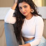 Mirna Menon Instagram - Keep smiling at all times. Happy New Year y'all lovely people. Thanks for sharing lots of love. Wishing you all a blockbuster year ahead ✨ #HappyNewYear - Love, M ❤️ @kudipudivijaykumar97 • @peenyaprasad • @blush_with_roseee