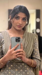 Mirna Menon Instagram - From the first day of #Jailer shoot ✨ So happy to have been a part of this blockbuster movie. The response, love and trade is at an all time high. Thankyou #Superstar Rajini sir. @nelsondilipkumar sir, you’re just the best, thanks for having the trust on me. Like I always say, ellam unga aasirvadham :) Thankyou @sunpictures for all that you’ve done. I’ve been the most cared here. Thankyou @vijaykartikkannan sir for being the cool head and getting the best from all of us. You deserve all the laurels. @editornirmalofficial sir, you were the first to tell me the interval block is terrific, thankyou for your brilliance in editing. All the direction department nanbargal @bhargavikalidas @pavelmani @akshaythiagarajan @__david__livingstone__ @pranavpraveen @nikiilk it was a lot of fun, thankyou. Thankyou @meenakshi_narayanaswamy for being there for me. To audience worldwide, for celebrating Thalaivar, Jailer and the overwhelming love you shower on me, Thankyou !! Love, Shwetha.