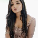 Mirna Menon Instagram - In it for the long run. #Mirnaa • @pournami_mukesh_photography • @ioara_couture • @themixandbrows • @sathish_pro • @teamaimpro