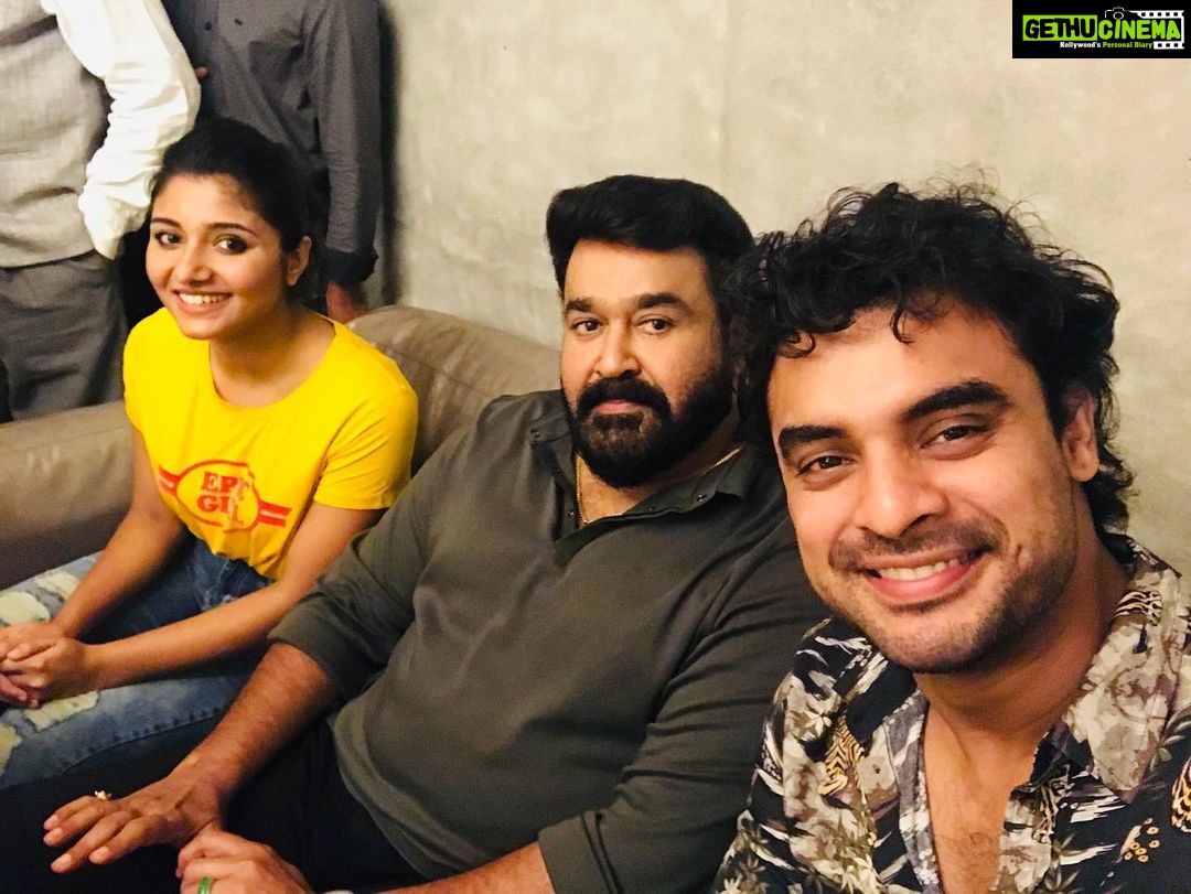 Mirna Menon Instagram - #Lalettan #Tovi and me at the grand launch of @donutfactoryindia’s kakkanad branch ☺️ @santhoshkuruvilla All the very best sir. @tovinothomas @mohanlal #Mirnaa
