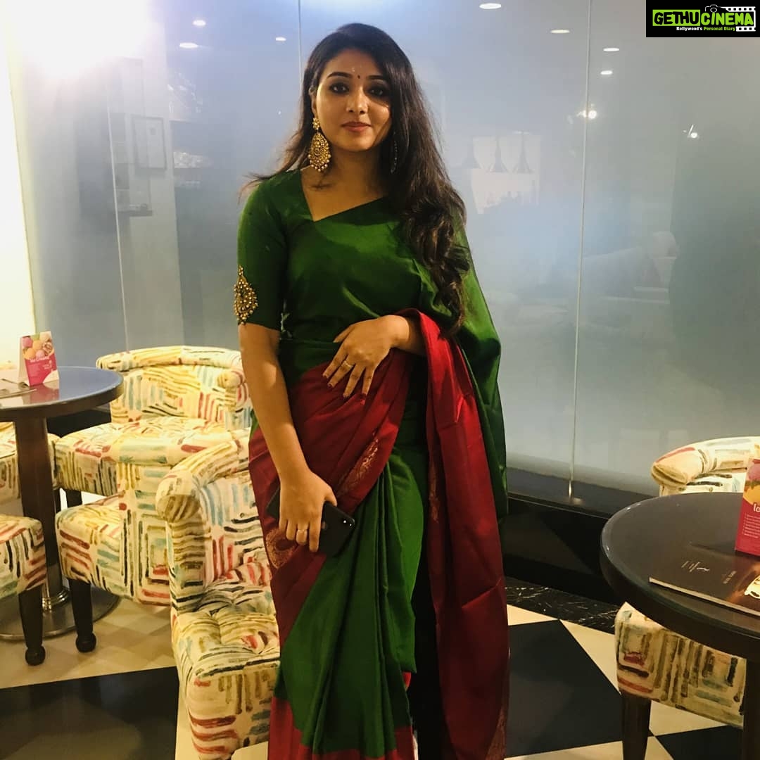 Mirna Menon Instagram - For an inauguration at Calicut 😊 #Mirnaa @diva_womensclothingstore @lachu_shefeena
