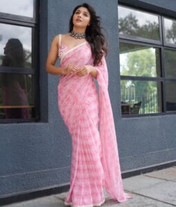 Mirna Menon Instagram - 🩷

PC : @merin__georg 
Styling : @amritha_lakshmi___  @styledby_al_ Jewellery : @mspinkpantherjewel 
MUA : @zara___makeover 
Outfit : @zoandzi_by_sanam