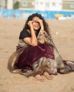 Misha Ghoshal Instagram - Photo dump from the saree series… posting all the pics i liked in the same post… let me know if u liked it too 😊