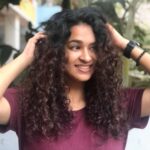 Misha Ghoshal Instagram - Welcoming the New year with a wide smile, open heart and gratitude 🙏🏼 May 2023 give us the best of everything, good health, success, happiness, more work, peace and positivity… may we expect less nd live more ❤️ Thank u to each one who were a part of my 2022, for all the love and care, for helping me move forward in life, teaching me new life lessons, to my family for always sticking around, to my old friends and new ❤️ i love u all so much ❤️ Thank u for everything… Happpyyy New Year 🥰 #2023 #newyear #newlook #highlights #blessed