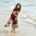 Misha Ghoshal Instagram - Photo dump from the saree series… posting all the pics i liked in the same post… let me know if u liked it too 😊 Marina Beach, Chennai