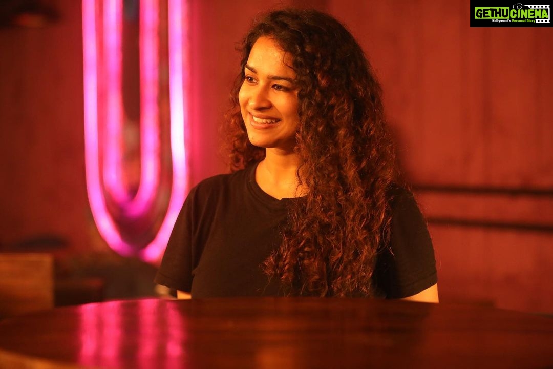 Misha Ghoshal Instagram - Thank u for these clicks 😊 @swiss_eye_lens